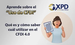 Qué es el uso de CFDI Persona feliz sujetando una factura - Expide Tu Factura